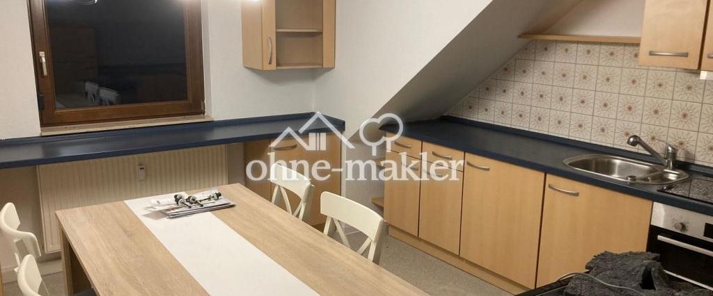 Schöne 2 Zimmer DG-Wohnung - Photo 1