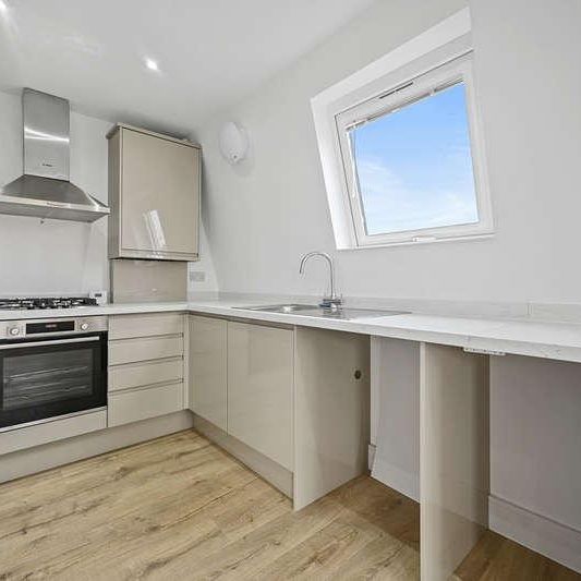 Boxtree Road, Harrow, HA3 - Photo 1