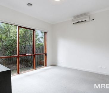 12/410 Waverley Road, Malvern East - Photo 3