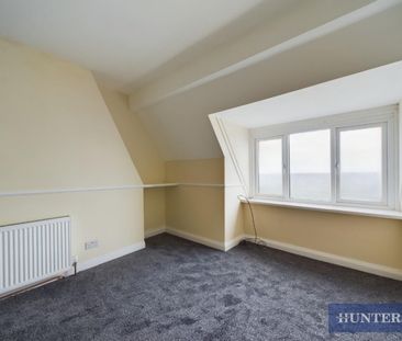 2 bedroom Flat To Let - Photo 2