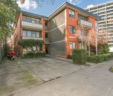 One Bedroom Apartment - Photo 4