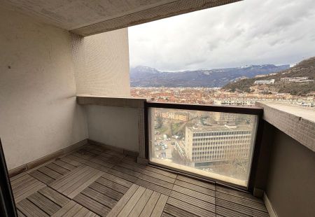 Appartement T3 à GRENOBLE - Photo 2