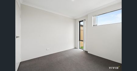 Comfortable Living in a Convenient Sinagra Location! - Photo 2