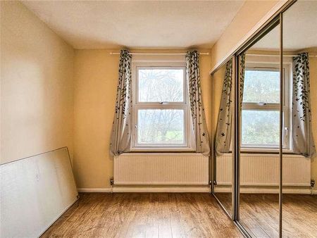 Blenheim Crescent, South Croydon, Surrey, CR2 - Photo 3