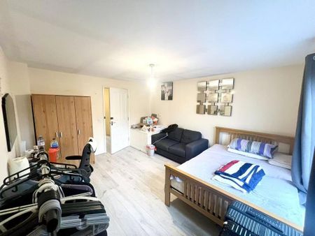 1 bedroom house of multiple occupation to rent - Photo 2