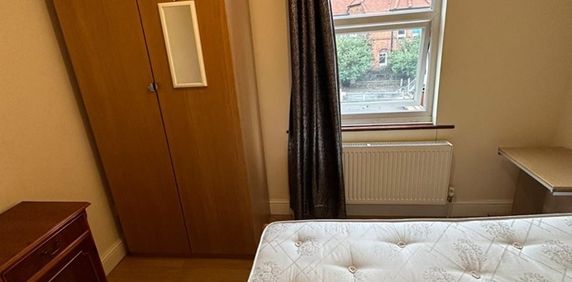 Room in a Shared House, Whymark Avenue, N22 - Photo 2