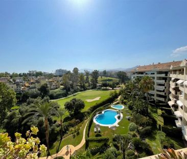 Luxury penthouse for rent in San Pedro de Alcántara, Spain - Photo 6