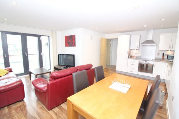 South Quay, Kings Road, Swansea - Photo 1