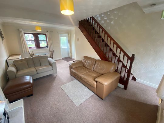 Claremont, Pudsey - Photo 1