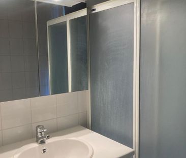 Gezellig dakappartement met 1 slaapkamer vlakbij de Markt. - Photo 6