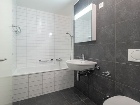 3.5 room apartment on the 3rd floor with balcony - Photo 3