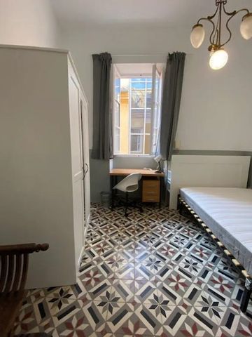 Carrer de lAlmodí, Valencia, Valencian Community 46003 - Photo 4