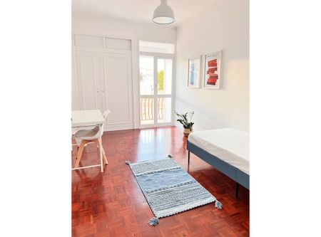 Rua Dom Aleixo Corte-Real, Lisbon, Lisbon 1800-166 - Photo 2