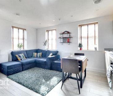 2 bedroom townhouse to rent - Photo 3