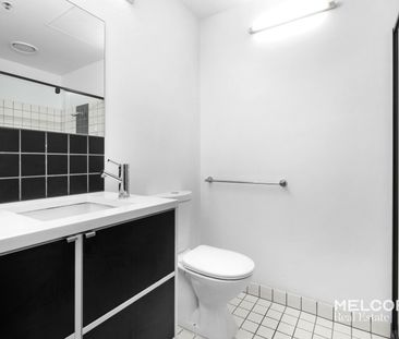 FURNISHED 2 BEDROOMS IN PRIME CBD LOCATION - Photo 4