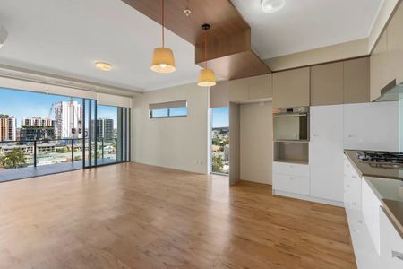 Premium 2-Bedroom, 2-Bathroom Apartment with 1 Car Park - Photo 5