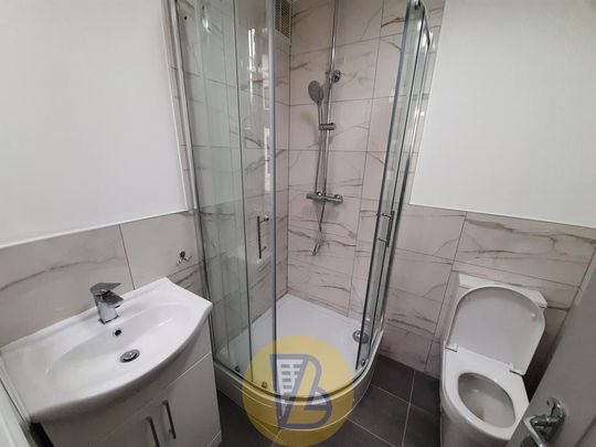 1 bedroom block of apartments to rent - Photo 1