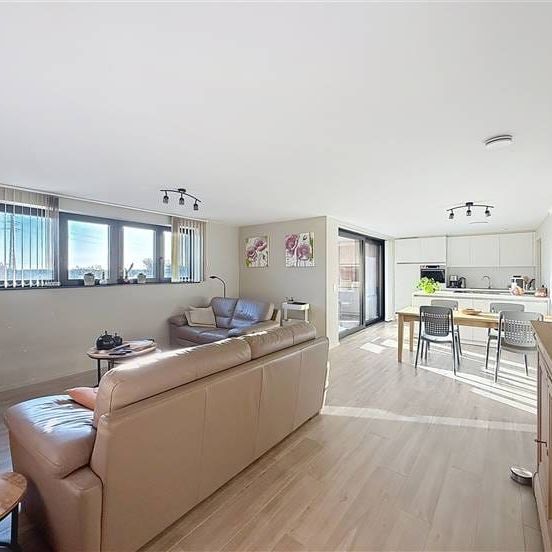 Appartement te huur - Photo 1