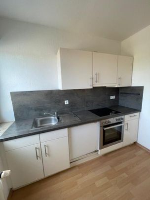 Schöne 2 Zimmerwohnung, zentral gelegen in der Zollstraße - Photo 1