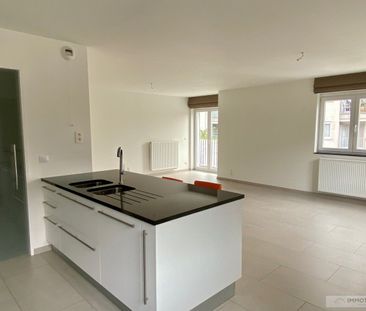 Groot appartement in centrum Kuurne met zuidelijk terras en parkeer... - Photo 4