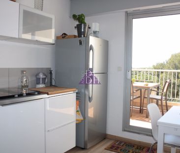 Port de Hyères Très bel Appartement Duplex dernier étage ent - Photo 3