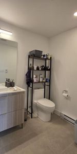 4 1/2 - Laval - 2 575 $/mois - Photo 3