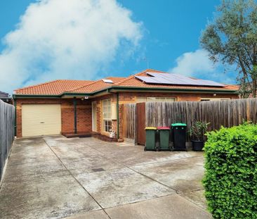 2/21 Hart Street, Airport West VIC 3042 - Photo 3