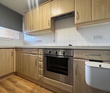 Hazelwood Road, Bristol - Photo 2