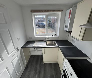 2 bedroom house to rent - Photo 2