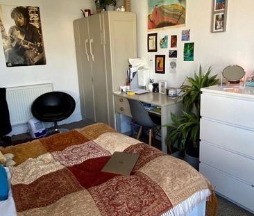 4 Bed Terraced House, Gainsborough Rd, L15 - Photo 5