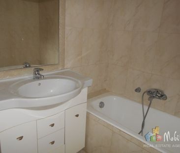 Maisonette for rent - Photo 3