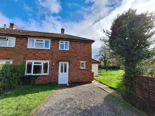3 bedroom semi-detached house to rent - Photo 1