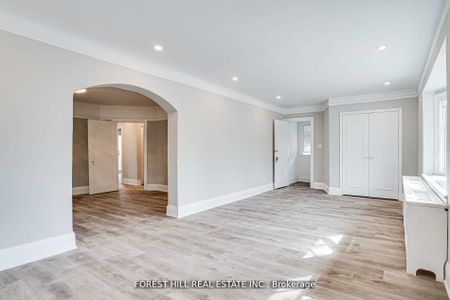 For Lease - 8 Poplar Plains Crescent Unit# Upper, Toronto, Ontario - Photo 5