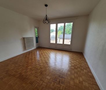 Location Appartement 3 pièces 59m² LIVRY GARGAN 93190 - Photo 2