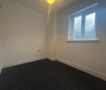 Chapel Gardens, Liverpool, L5 - Photo 2