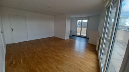 location Appartement T5 DE 91.2m² À ASNIERES - Photo 2