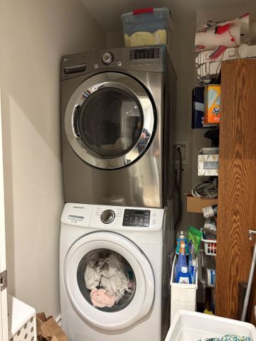 For Lease - 2407 Taylorwood Drive, Oakville, Ontario - Photo 5