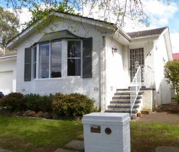 Heart of Blackburn- Two bedroom unit - Photo 4