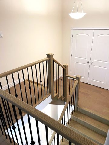 For Lease - 605 Lemay Grove, Peterborough, Ontario - Photo 4