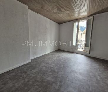 Appartement T3 traversant avec balcon, en plein coeur de La P - Photo 1