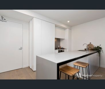 1703/89-103 Gladstone Street, South Melbourne, Vic 3205 - Photo 4