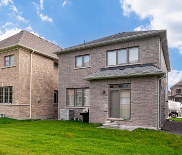 For Lease - 6 Northrop BSMT Avenue, Clarington, Ontario - Photo 2