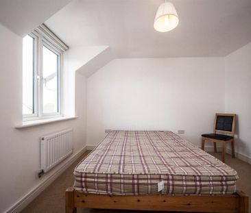 2 bedroom maisonette to rent - Photo 1
