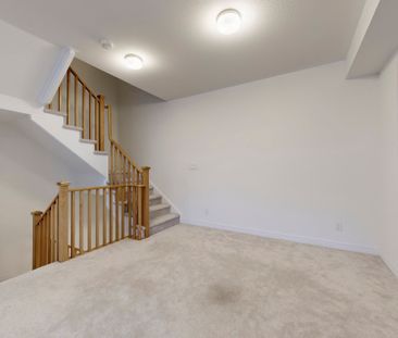 For Lease - 2015 Cameron Lott Crescent, Oshawa, Ontario - Photo 5