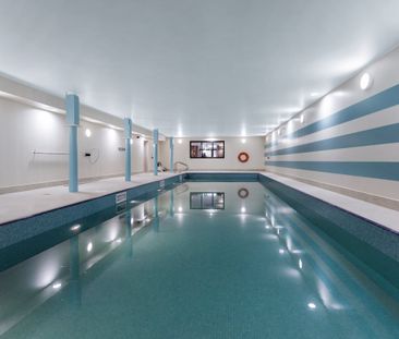 AVAILABLE TO RENT IS THIS MODERN ONE BEDROOM APARTMENT AT BLAKERIDG... - Photo 1