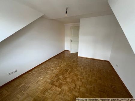 Parkett, großer Balkon, Dachgeschoß, Südvorstadt - was braucht es mehr???? - Photo 2