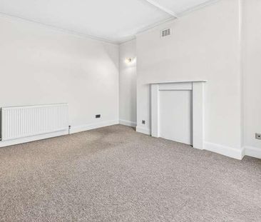 Waterloo Terrace, Islington, London, N1 - Photo 5