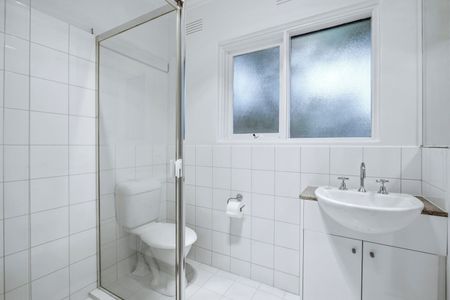 Register to Inspect // Updated One-bedroom Apartment - Photo 4