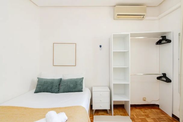 Calle de Fernández de la Hoz, Madrid, Community of Madrid 28010 - Photo 1