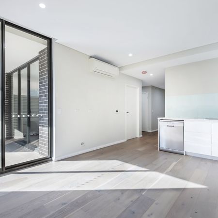 Modern two bedroom unit - 20% below market rent - Photo 3